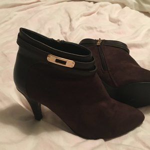 Brown Suede Sz 7.5 Ankle Boots